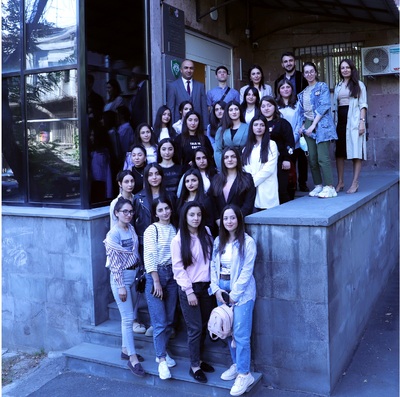 ԵՊՀ Իջևանի մասնաճյուղի մի խումբ ուսանողներ հյուրընկալվել են Կոռուպցիայի կանխարգելման հանձնաժողովում